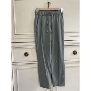 Lululemon Drawstring Pants Elastic Waist Size 2 Army Green‎ Stain READ